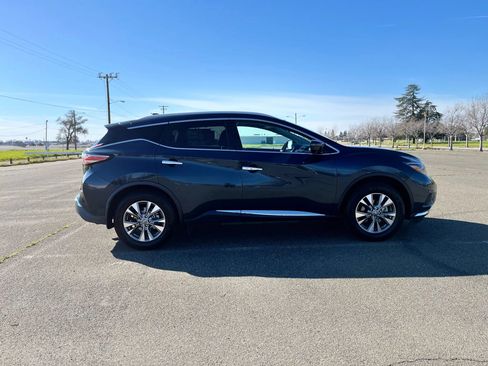 Used 2018 Nissan Murano SL w/ Moonroof Package AWD/4WD image 4