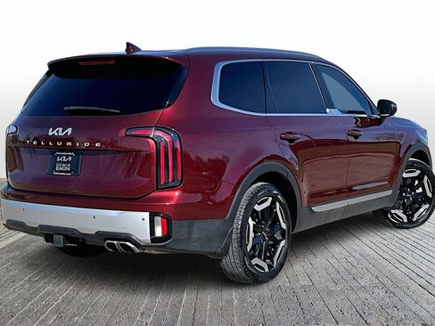 Certified 2024 Kia Telluride EX w/ EX Captain's Chair Package image 2