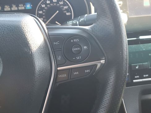 Used 2020 Toyota Avalon XSE image 37