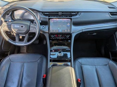 Certified 2022 Jeep Grand Cherokee L Limited image 34