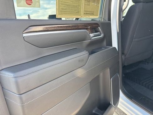 Used 2024 GMC Sierra 2500 SLE image 26