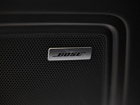 Certified 2025 Porsche Macan image 23