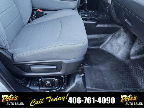 Used 2017 RAM 2500 Tradesman w/ Popular Equipment Group image 17