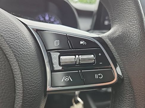 Used 2023 Kia Forte LXS FWD image 15