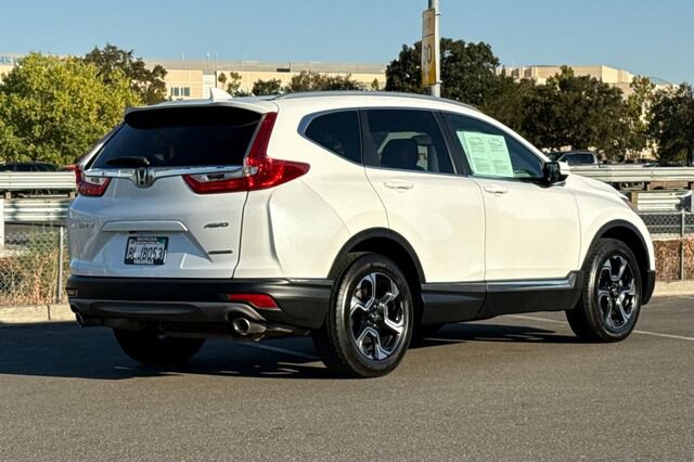 Used 2019 Honda CR-V Touring image 4