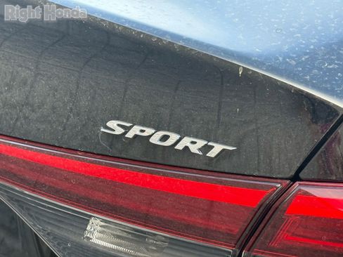 Used 2024 Honda Civic Sport image 10