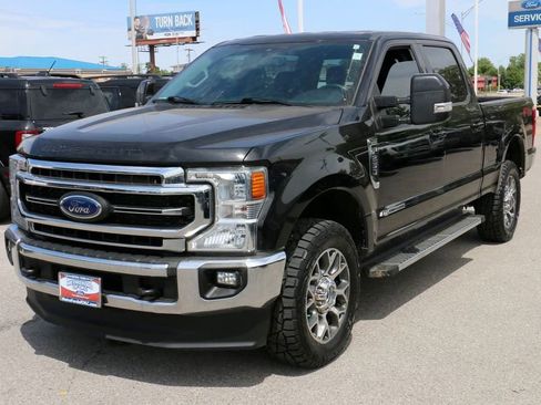 Used 2020 Ford F250 Lariat w/ Lariat Value Package AWD/4WD image 2