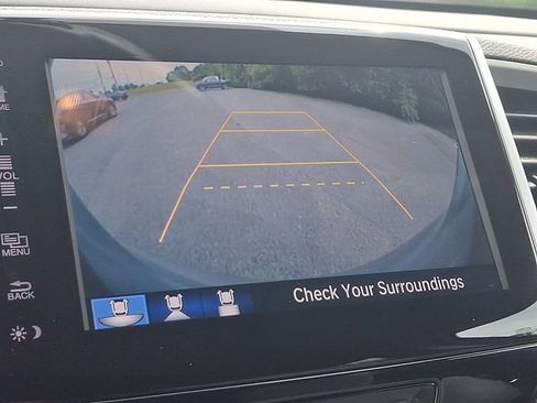Used 2017 Honda Pilot EX-L image 19