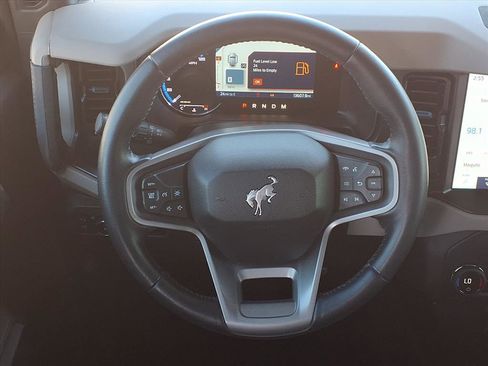 Used 2023 Ford Bronco Wildtrak image 20