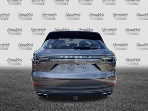 Used 2021 Porsche Cayenne AWD/4WD image 9