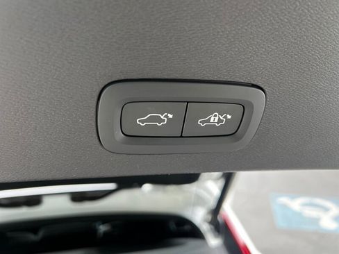 Used 2023 Volvo C40 P8 Recharge Ultimate AWD/4WD image 22