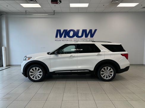 Used 2023 Ford Explorer Limited w/ Limited Technology Package AWD/4WD image 1