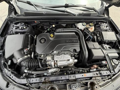 Used 2023 Chevrolet Malibu LT FWD image 24
