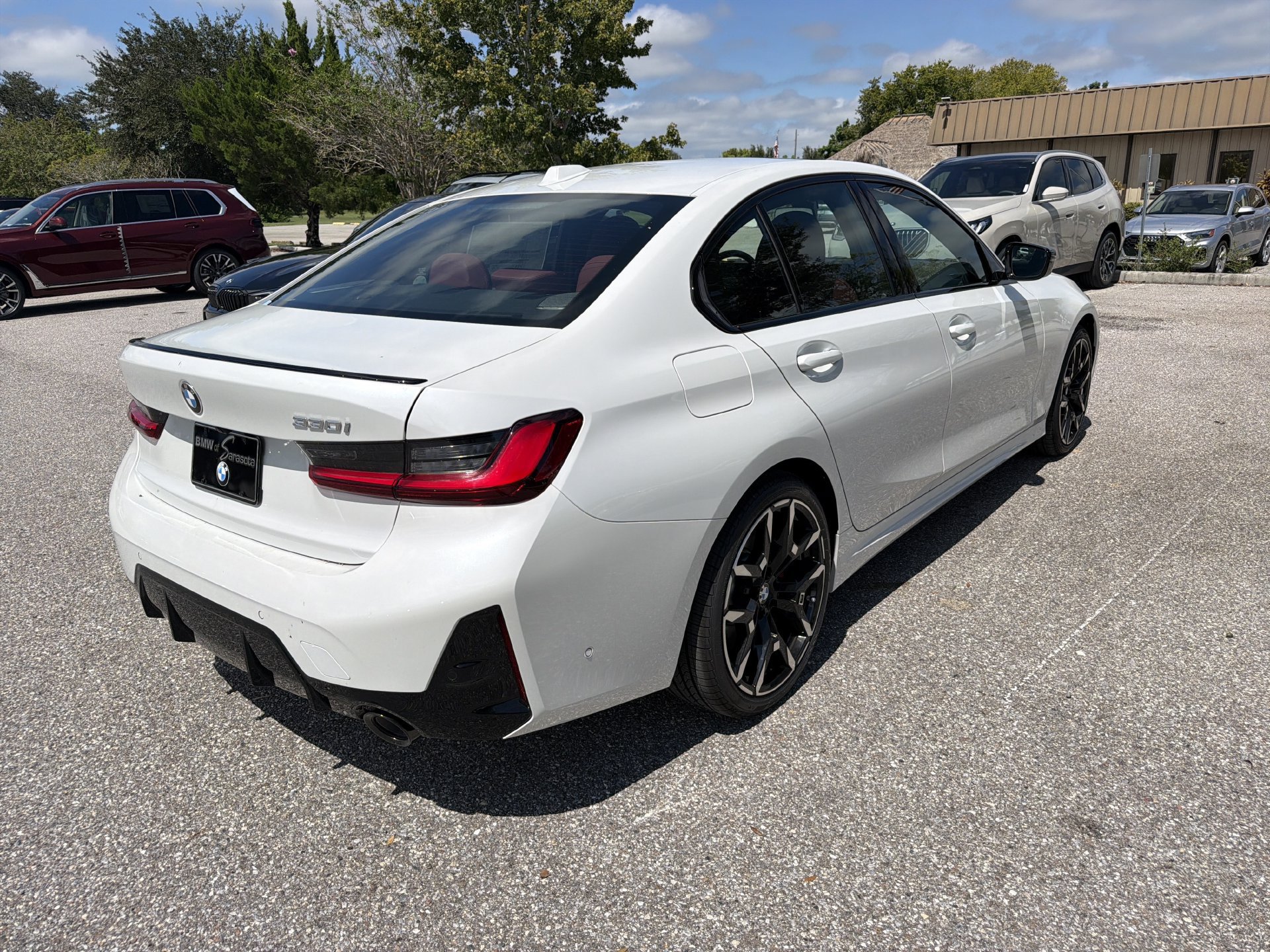 New 2026 BMW 330i Sedan w/ M Sport Package RWD image 4