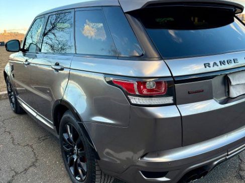 Used 2017 Land Rover Range Rover Sport HSE image 3