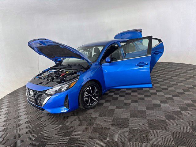 Used 2024 Nissan Sentra SV FWD image 10