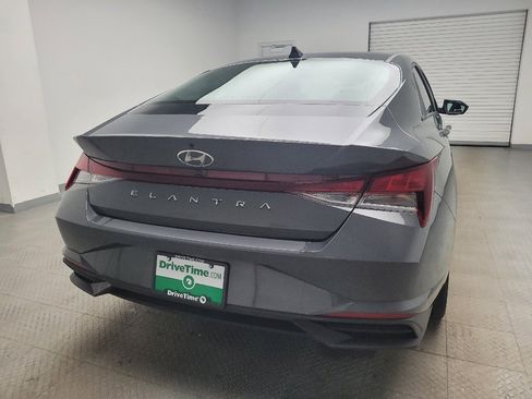 Used 2023 Hyundai Elantra SEL w/ Convenience Package FWD image 7