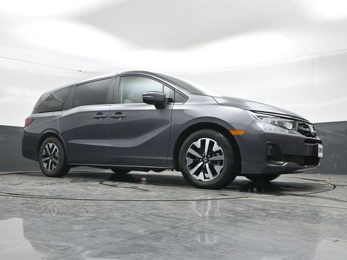 Used 2025 Honda Odyssey EX-L image 39