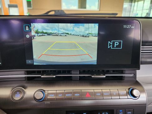 Used 2024 Hyundai Kona SE FWD image 19