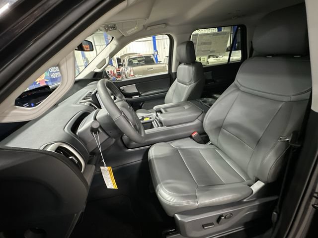 Used 2026 Ford Expedition Max Active AWD/4WD image 17