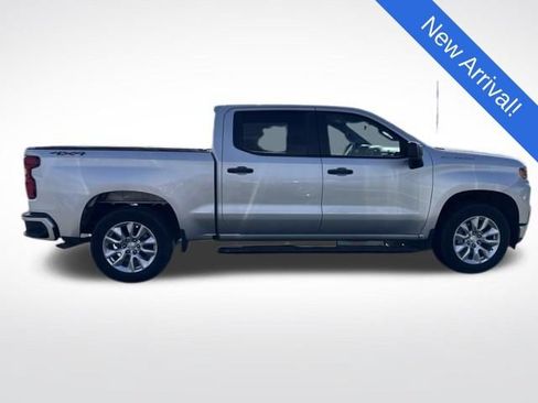Used 2021 Chevrolet Silverado 1500 Custom AWD/4WD image 9