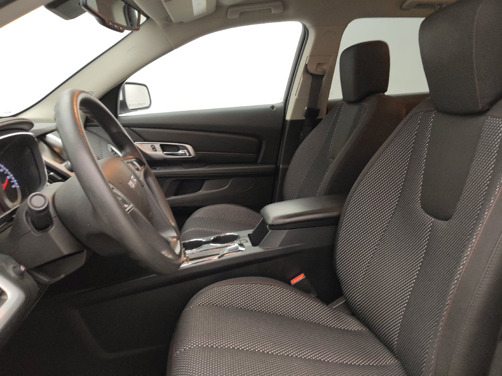 Used 2017 GMC Terrain SLE FWD image 17