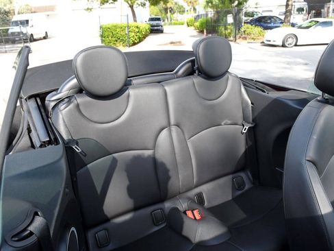 Used 2015 MINI Cooper Convertible w/ Sport Package FWD image 39