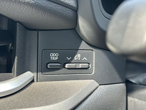 Certified 2024 Toyota Grand Highlander XLE image 30