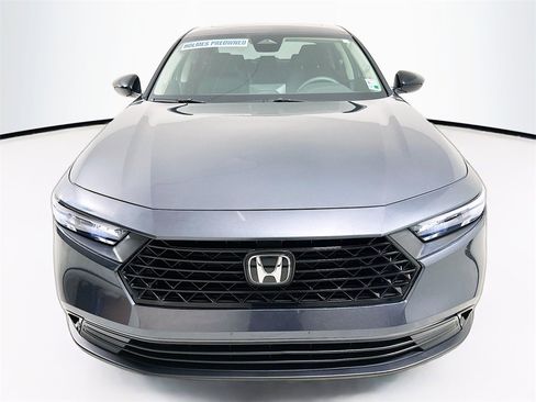 Certified 2025 Honda Accord SE image 20