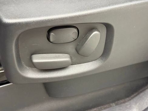 Used 2012 Land Rover Range Rover Sport HSE image 21