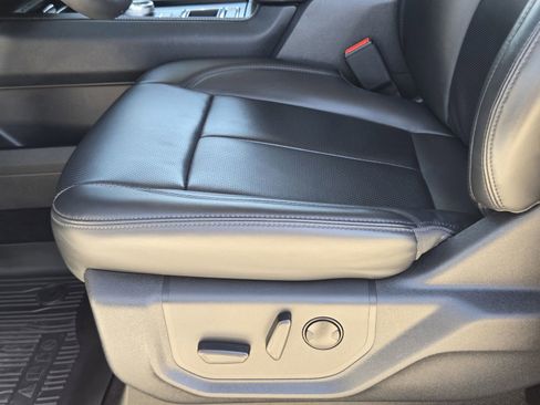 Certified 2023 Ford Expedition Max XLT image 26