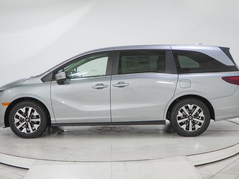 New 2026 Honda Odyssey EX-L image 5