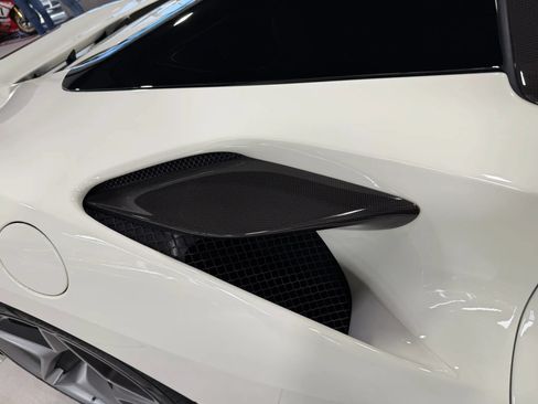 Used 2021 Ferrari F8 Tributo RWD image 51