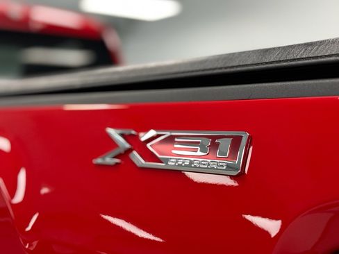 Used 2024 GMC Sierra 3500 SLE w/ SLE Convenience Package image 35