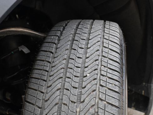 Used 2024 GMC Sierra 1500 Elevation image 37