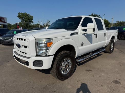Used 2011 Ford F250 XLT w/ Snow Plow Prep Pkg AWD/4WD image 1