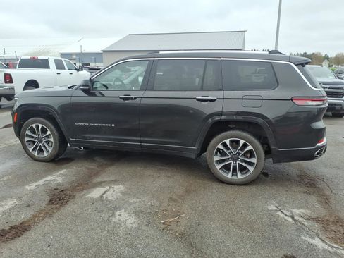 Used 2022 Jeep Grand Cherokee L Overland w/ Luxury Tech Group IV AWD/4WD image 8