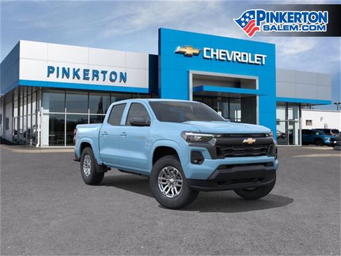 New 2025 Chevrolet Colorado LT w/ LT Convenience Package image 2