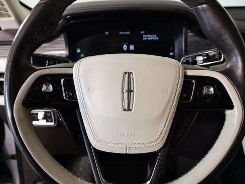 Used 2020 Lincoln Aviator Black Label w/ Dynamic Handling Package image 3