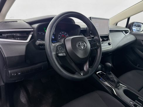 Used 2024 Toyota Corolla LE FWD image 20