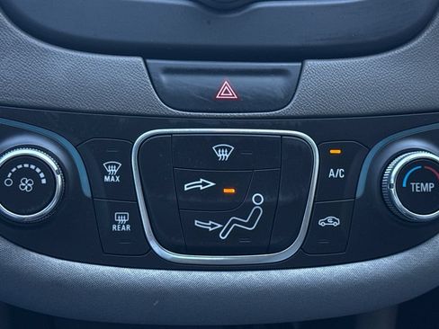 Used 2018 Chevrolet Malibu LS w/ LPO, Convenience Package 1 FWD image 29