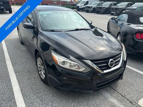 Used 2018 Nissan Altima 2.5 S w/ S Convenience Package FWD image 1