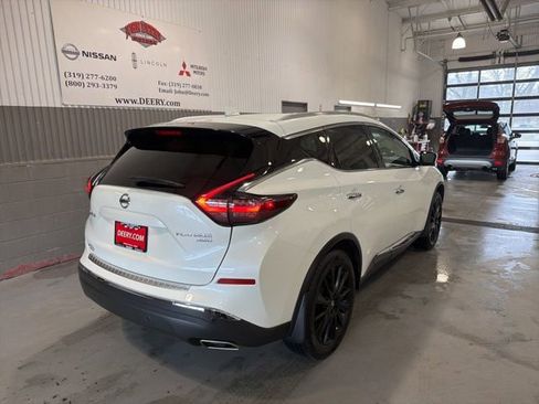Certified 2022 Nissan Murano Platinum w/ Cargo Package image 3