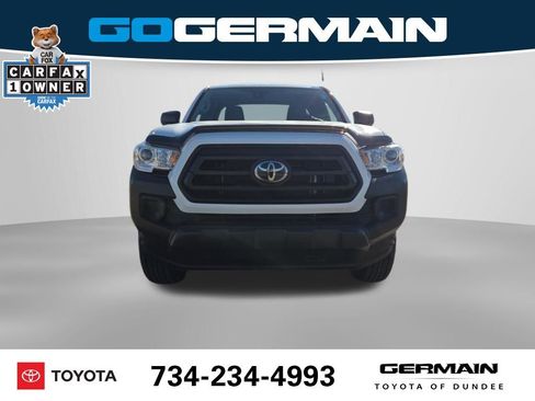 Used 2023 Toyota Tacoma SR image 3