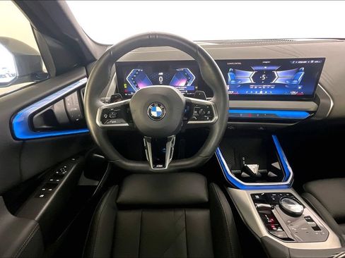 Used 2025 BMW X3 xDrive30i AWD/4WD image 6