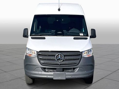 New 2026 Mercedes-Benz Sprinter 2500 image 3