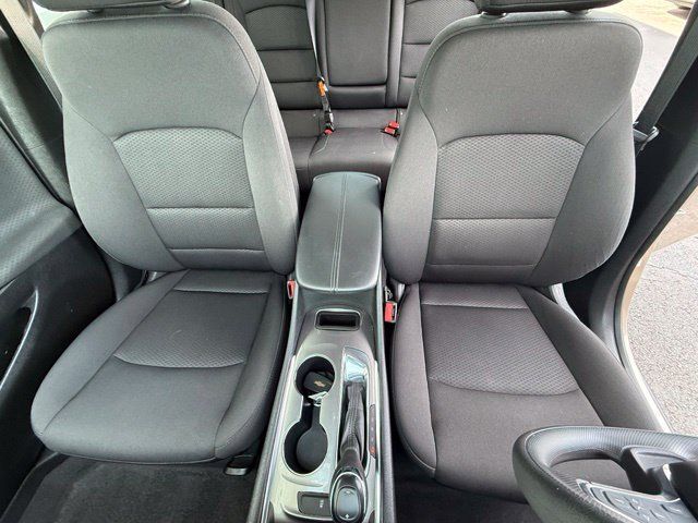 Used 2019 Chevrolet Malibu LT FWD image 17