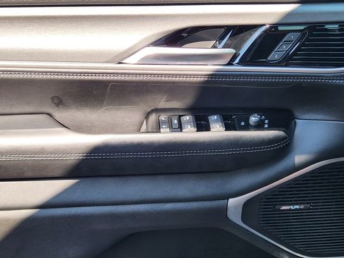 New 2026 Jeep Grand Wagoneer 2WD w/ Premium Group I image 15