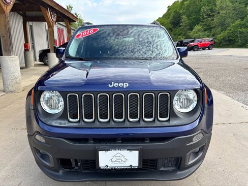 Used 2016 Jeep Renegade Latitude AWD/4WD image 6