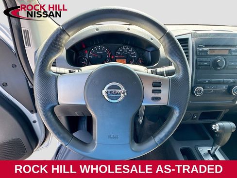 Used 2012 Nissan Frontier SV RWD image 11